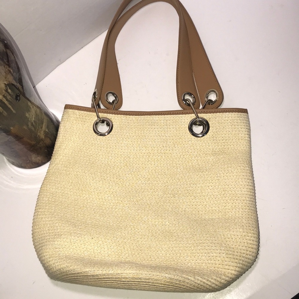 🌻$10🌻 Talbots wicker bag